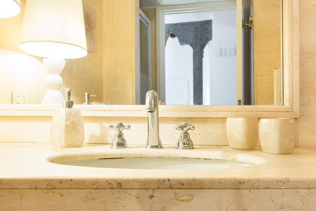 Colosseo Luxury Apartment Rome Exterior photo